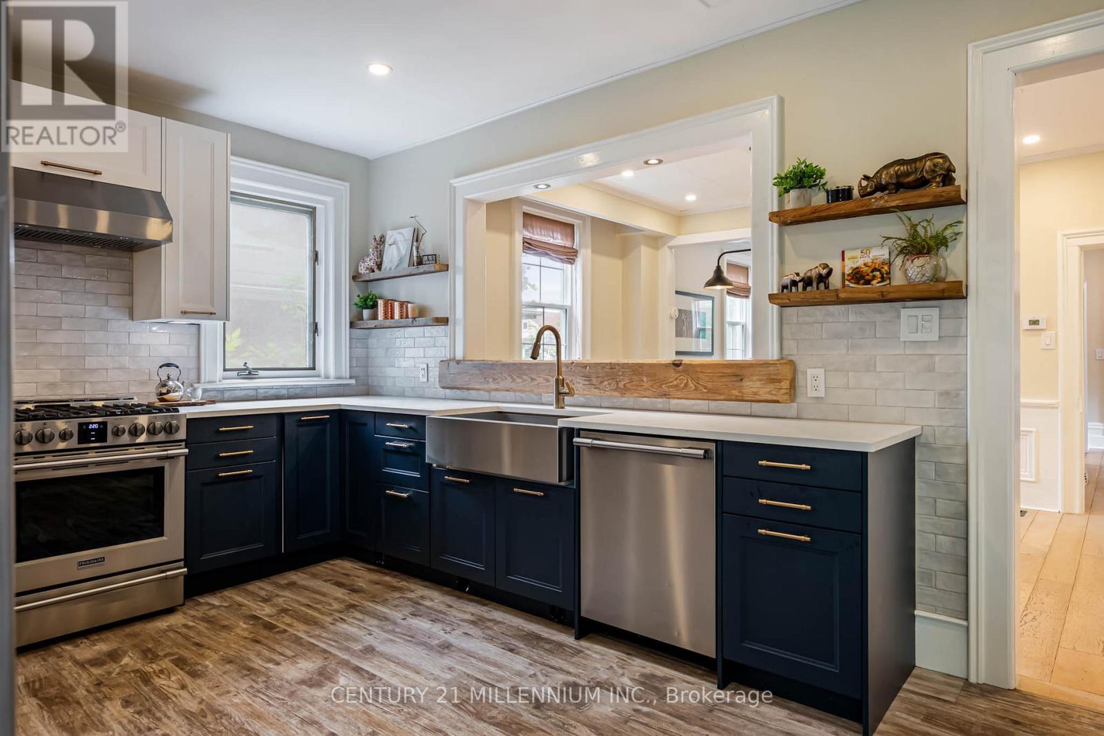 20 ALEXANDER STREET - Image 15