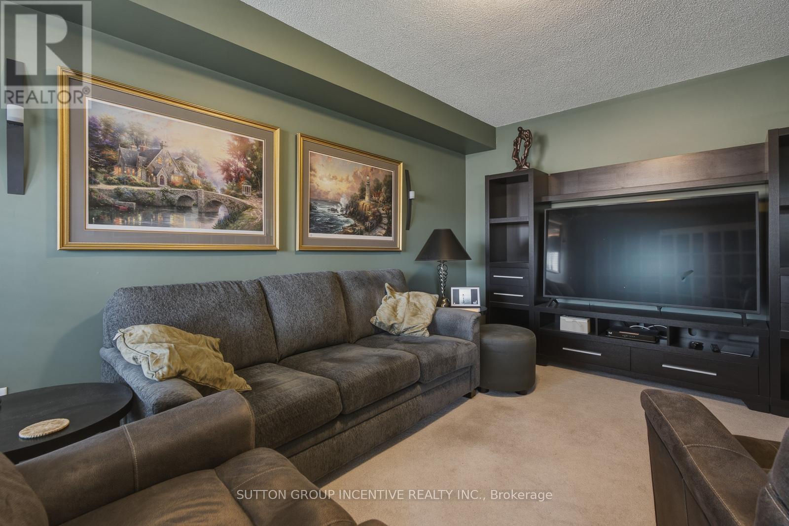 70 SHALOM WAY - 28