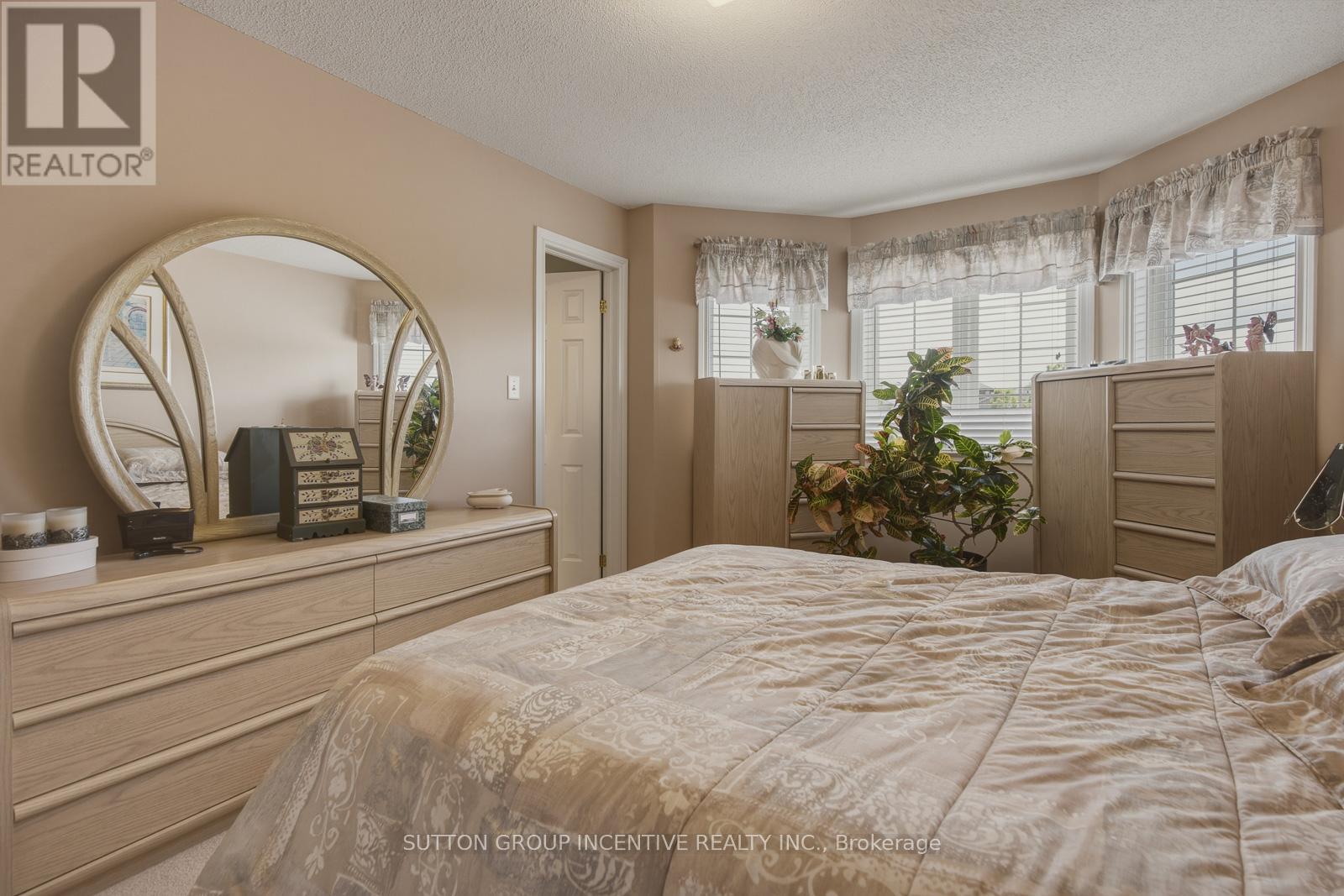 70 SHALOM WAY - 42