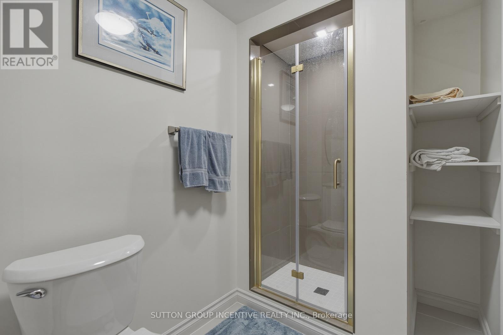 70 SHALOM WAY - 47