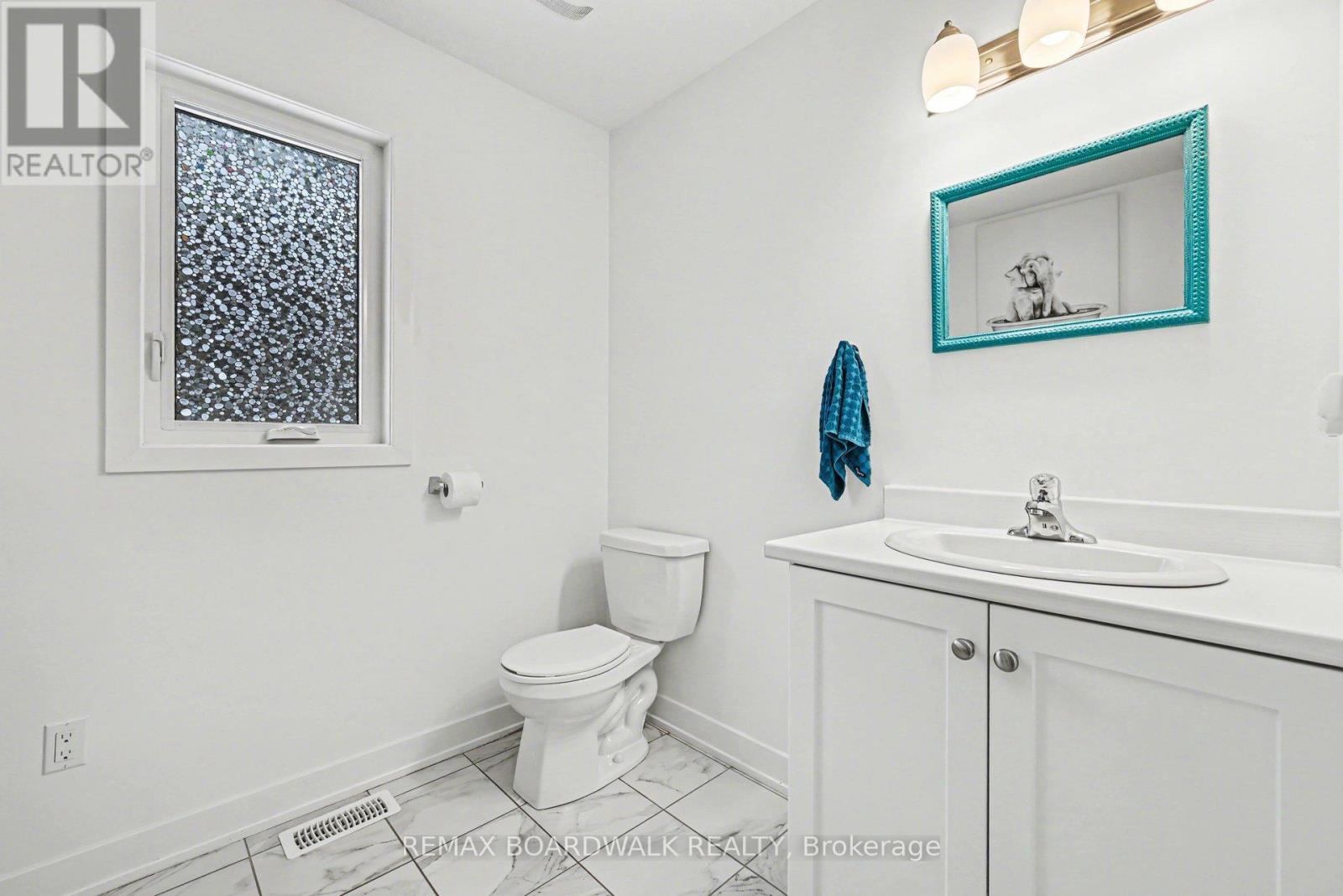 264 EJS LANE - 14