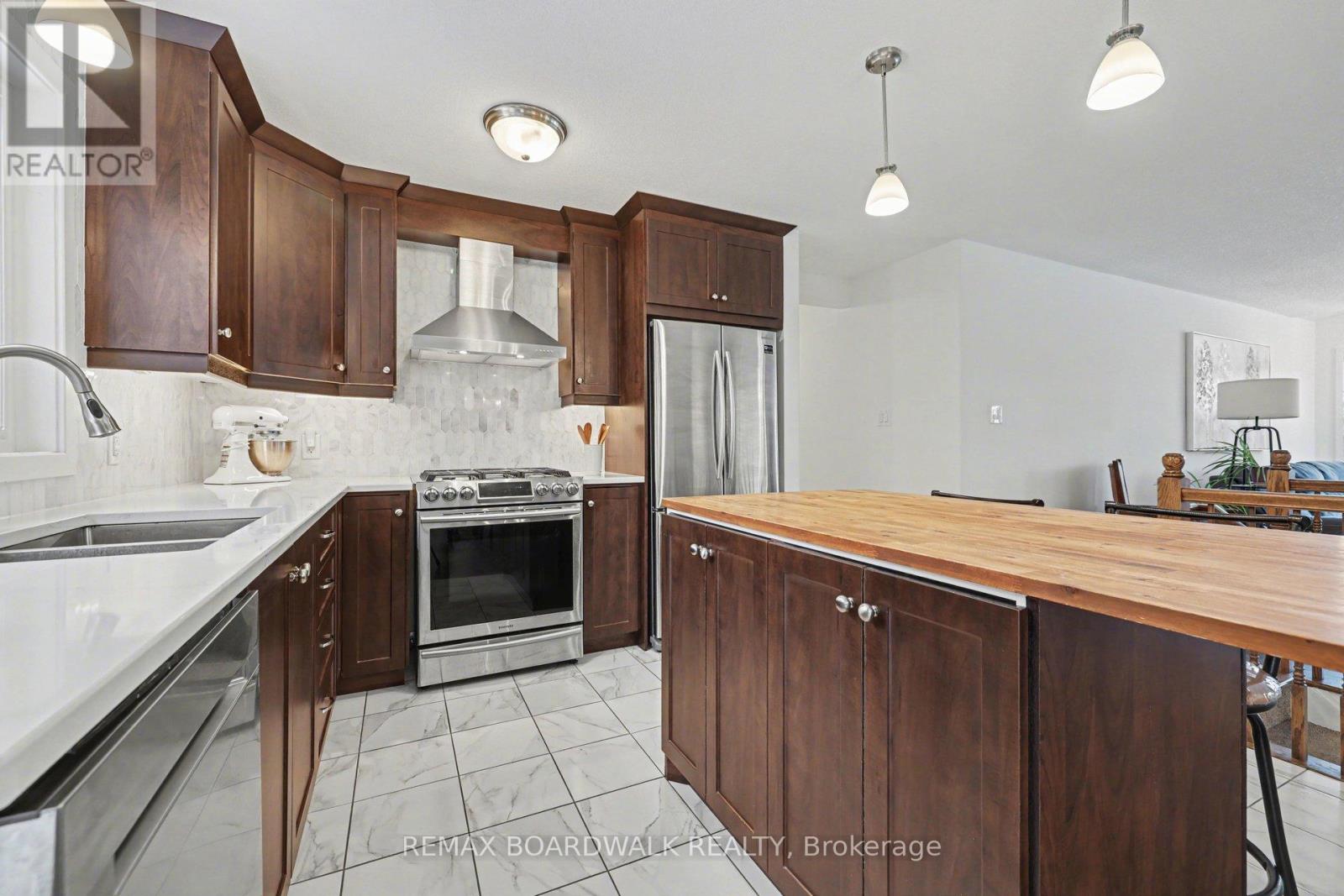 264 EJS LANE - 9