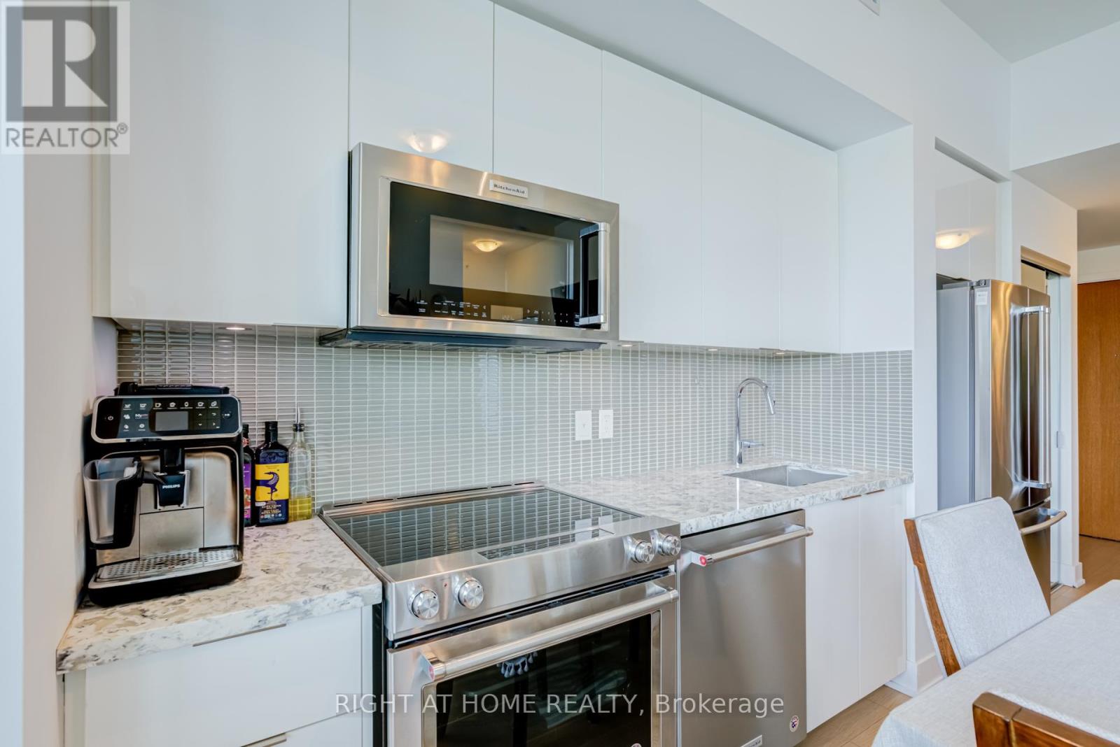 #1413 30 SHORE BREEZE DRIVE - 20