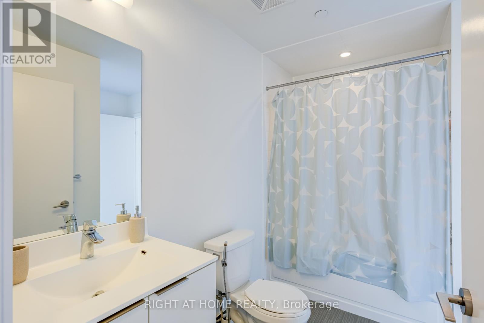 #1413 30 SHORE BREEZE DRIVE - 28
