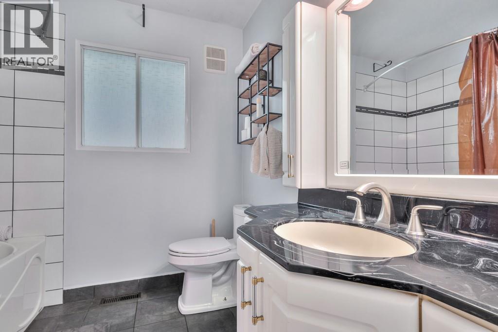 1745 Hollywood Road S - 13