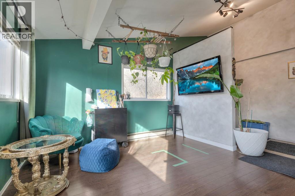 1745 Hollywood Road S - 24