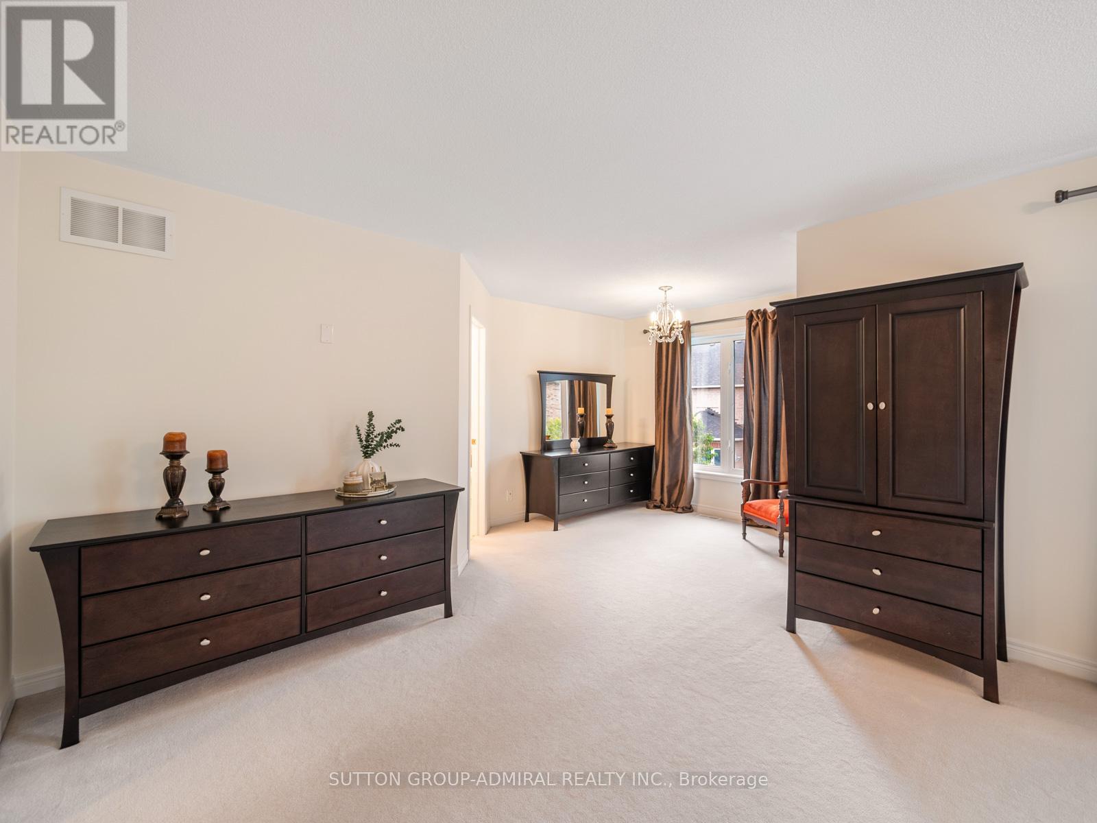 23 KERR LANE - 28