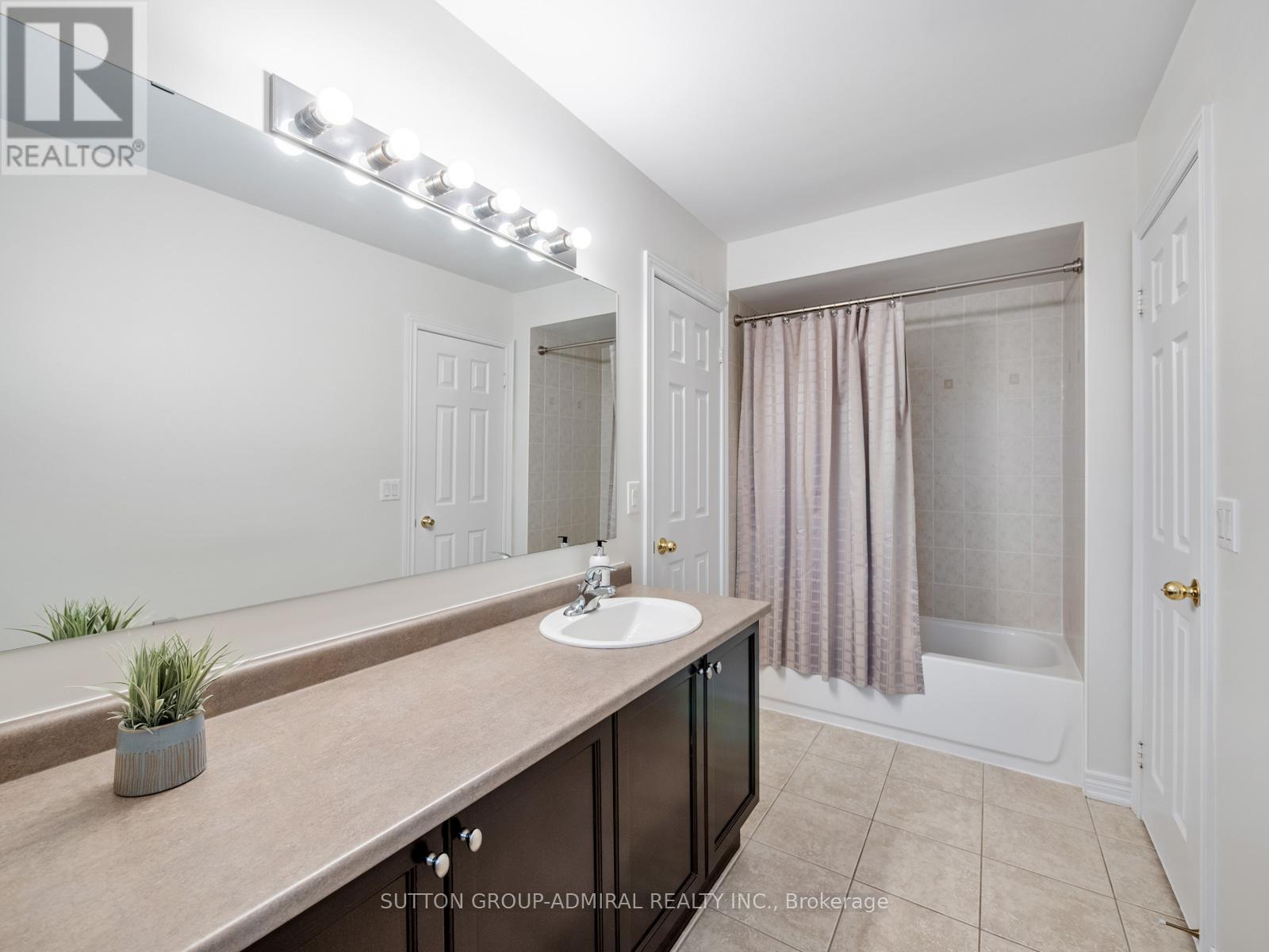 23 KERR LANE - 36