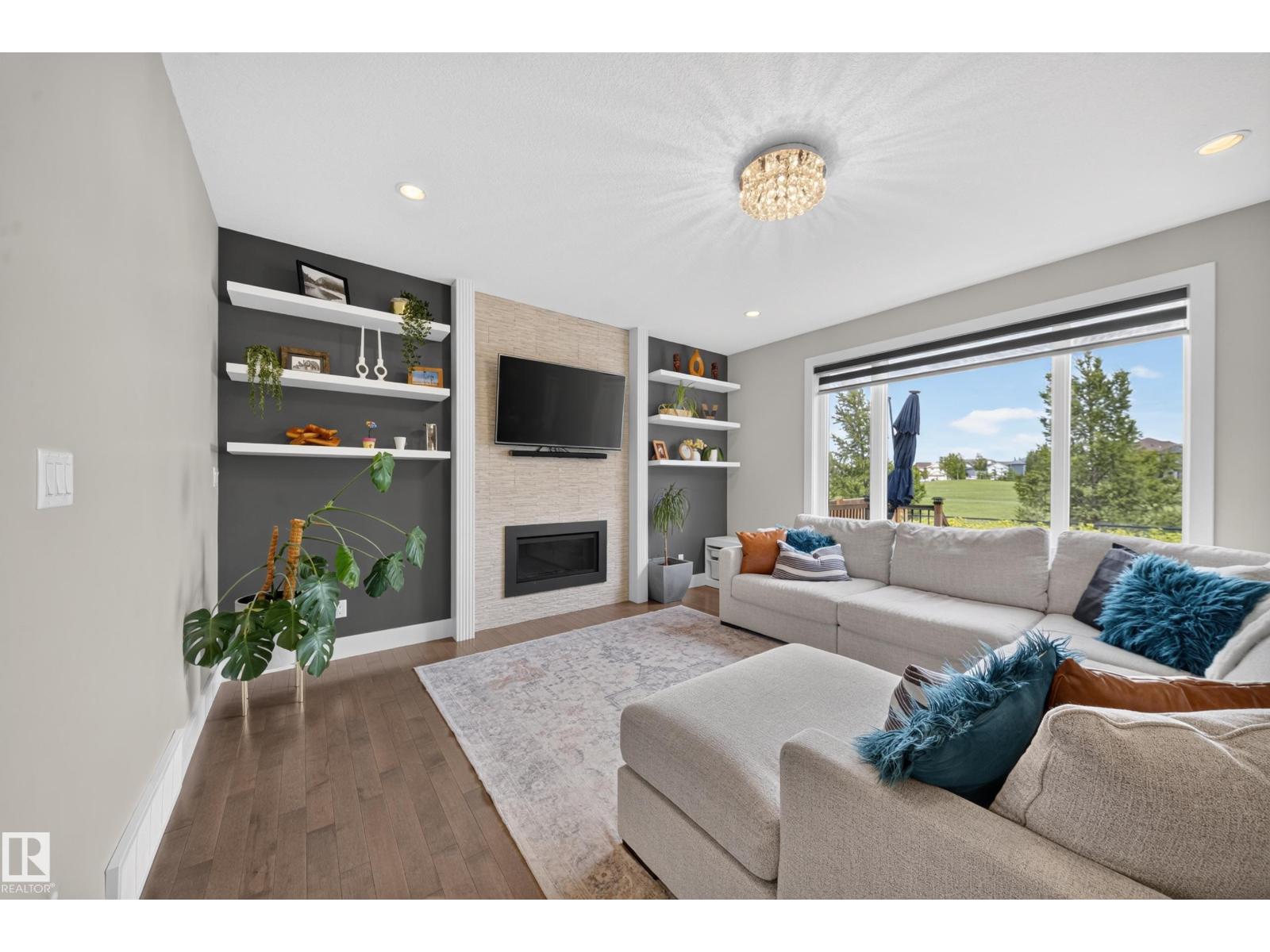 5553 POIRIER WY - 19