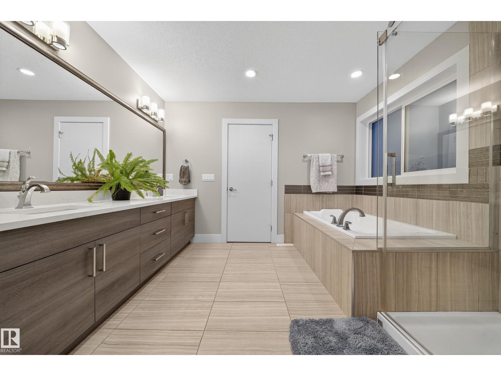 5553 POIRIER WY - 25
