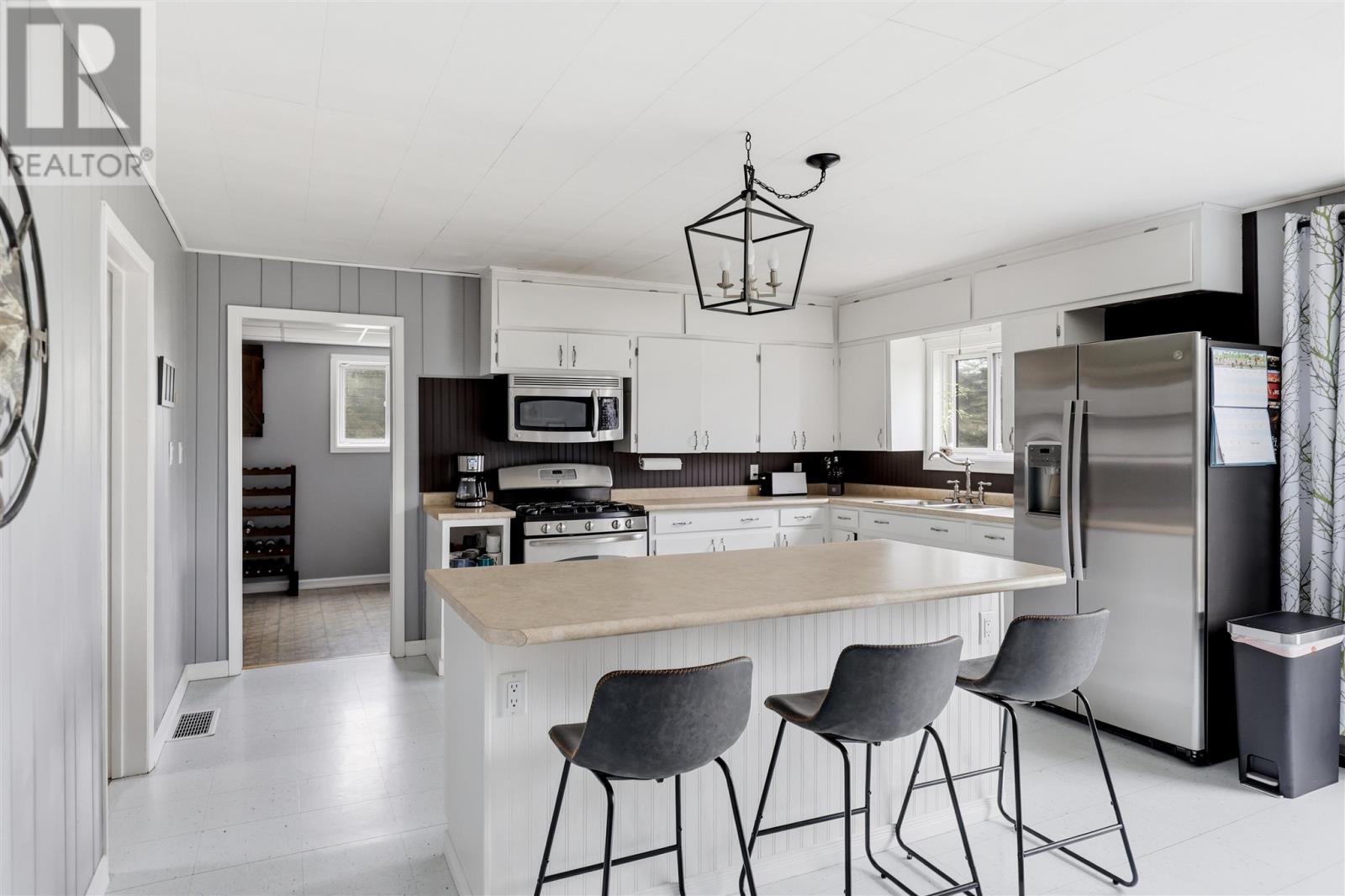 608 Robb RD - 9