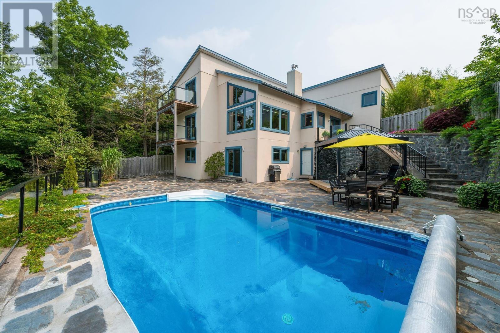 49 Fairway Grove - 1