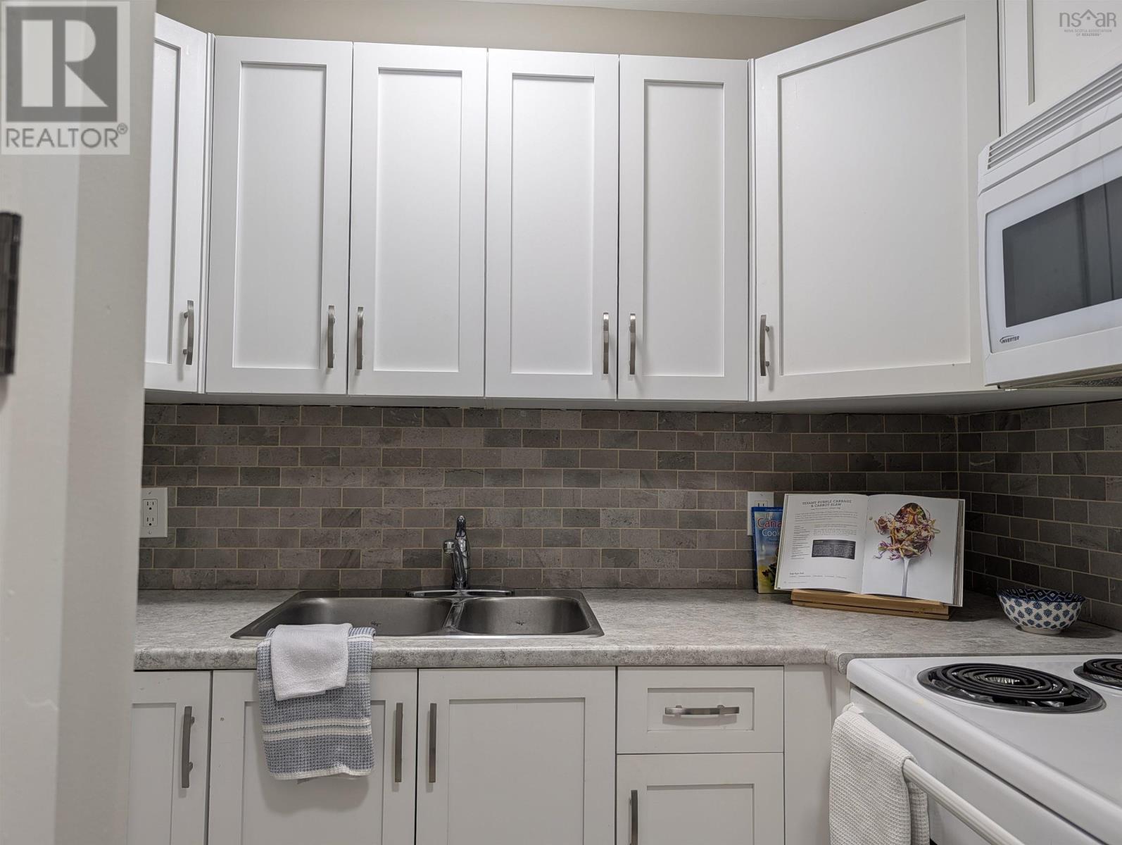 #615 6 Blomidon Terrace - 6