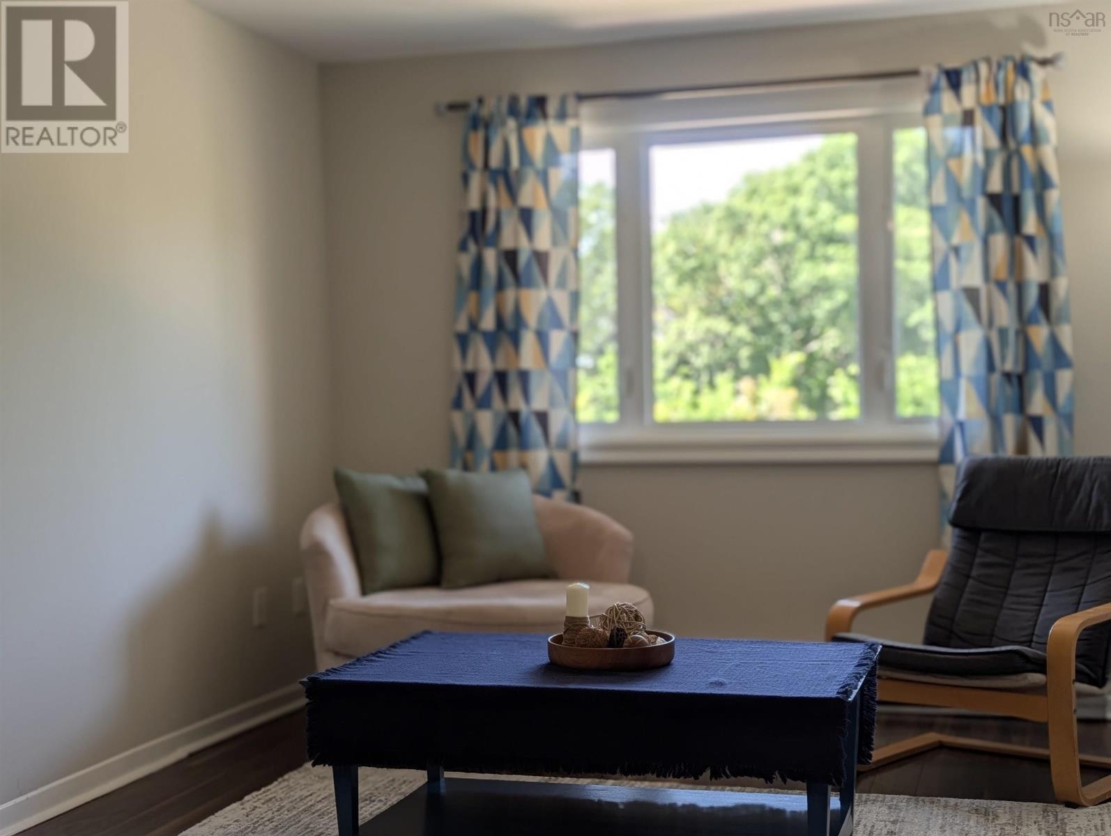 #615 6 Blomidon Terrace - 14