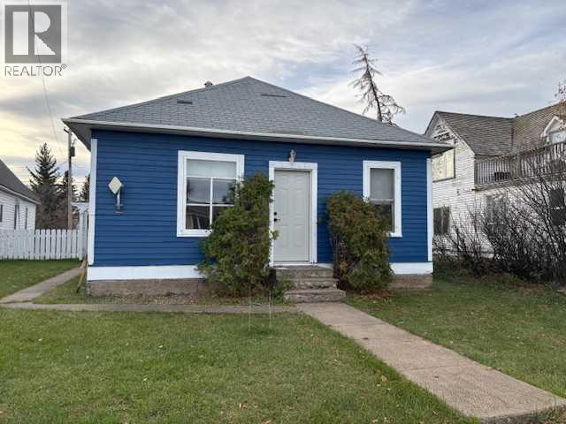 Listing photo – 4919 49 Street, Hardisty