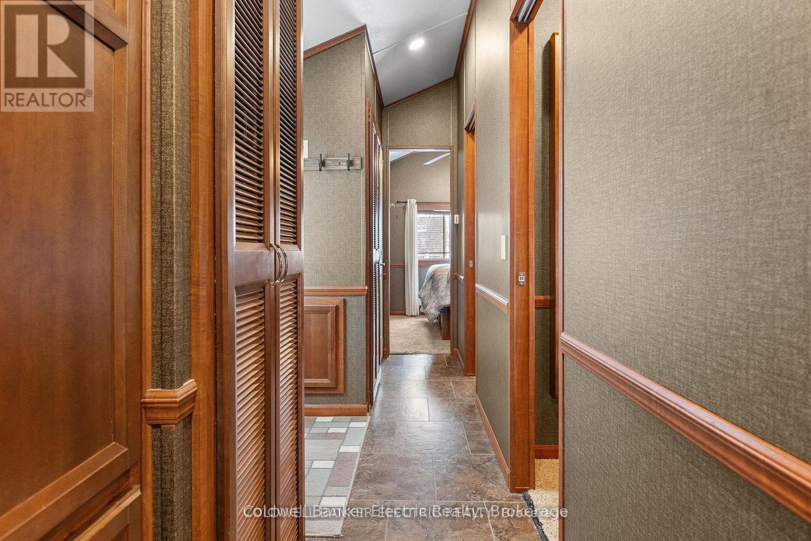 #485B 5139 HALSTEAD BEACH ROAD - Image 11