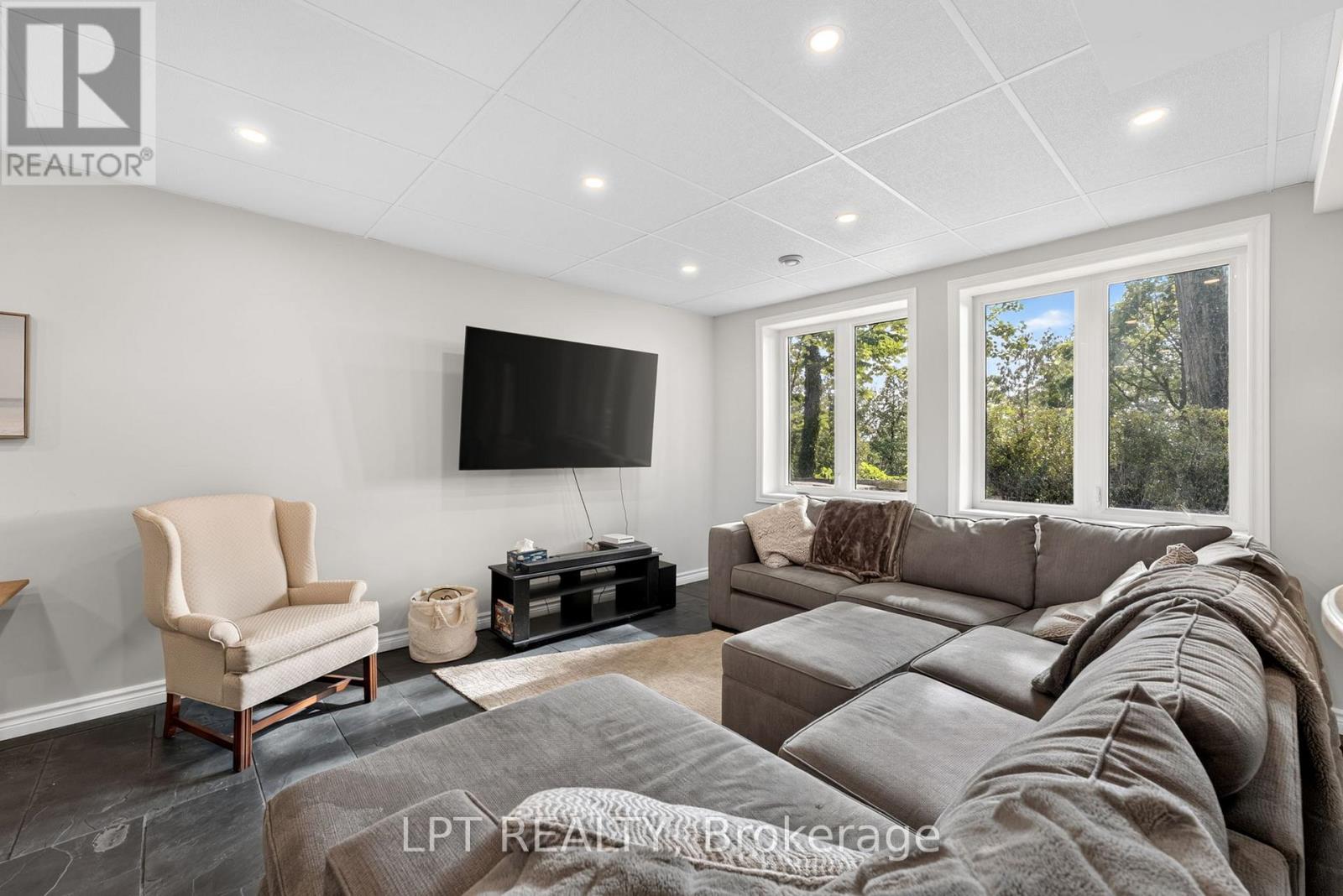 73411 SANDY BEACH ROAD - 32