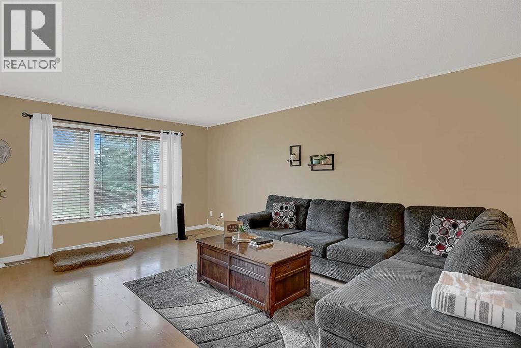 9904 71A Avenue - 2