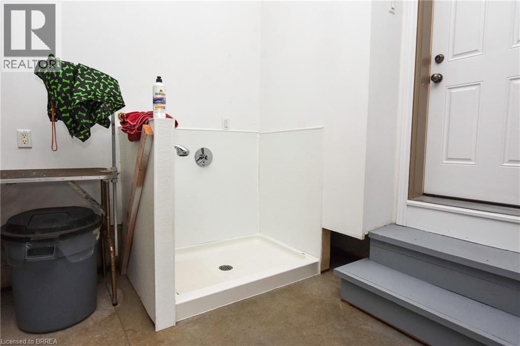 45 TAN Avenue - 40