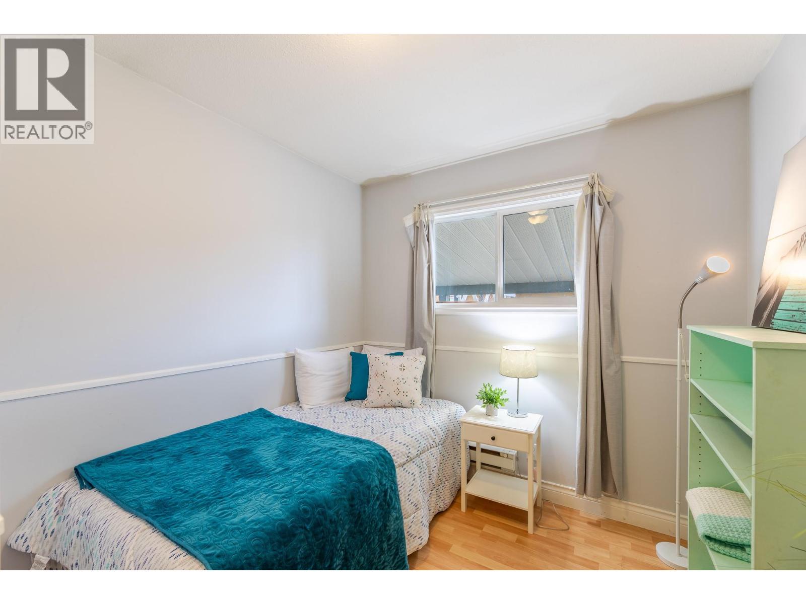 11020 Adams Avenue - 16