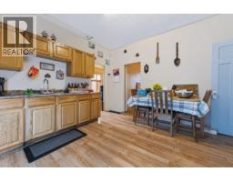 2354 E 33rd Avenue, Vancouver, BC V5R2S3 Photo 9