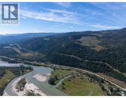 8572 Yellowhead Highway S, Little Fort, BC V0E2C0 Photo 50