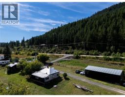 8572 Yellowhead Highway S, Little Fort, BC V0E2C0 Photo 65
