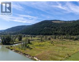 8572 Yellowhead Highway S, Little Fort, BC V0E2C0 Photo 56