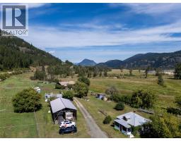 8572 Yellowhead Highway S, Little Fort, BC V0E2C0 Photo 66