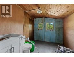 8572 Yellowhead Highway S, Little Fort, BC V0E2C0 Photo 34