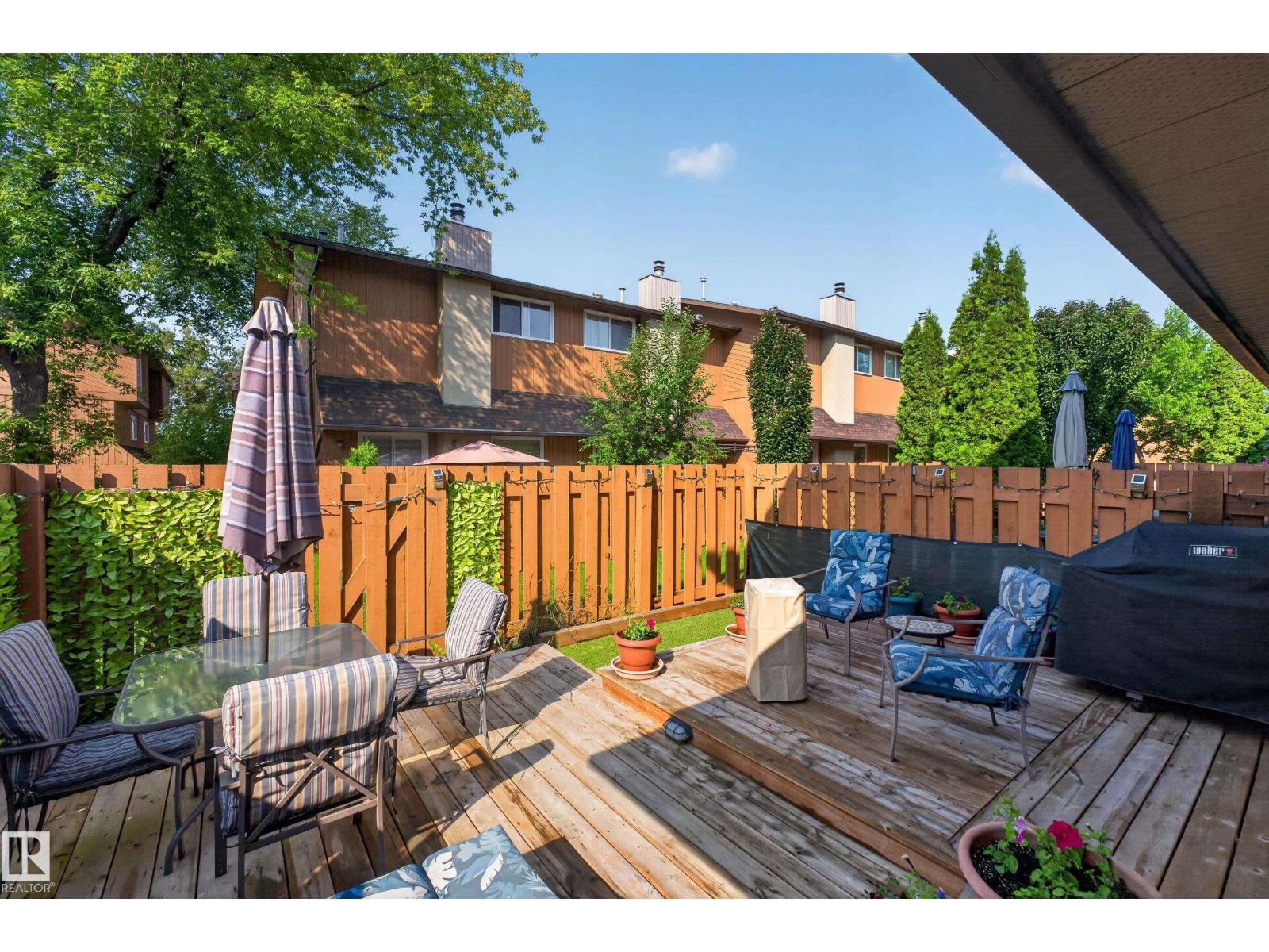 12062 157 AV NW - 32