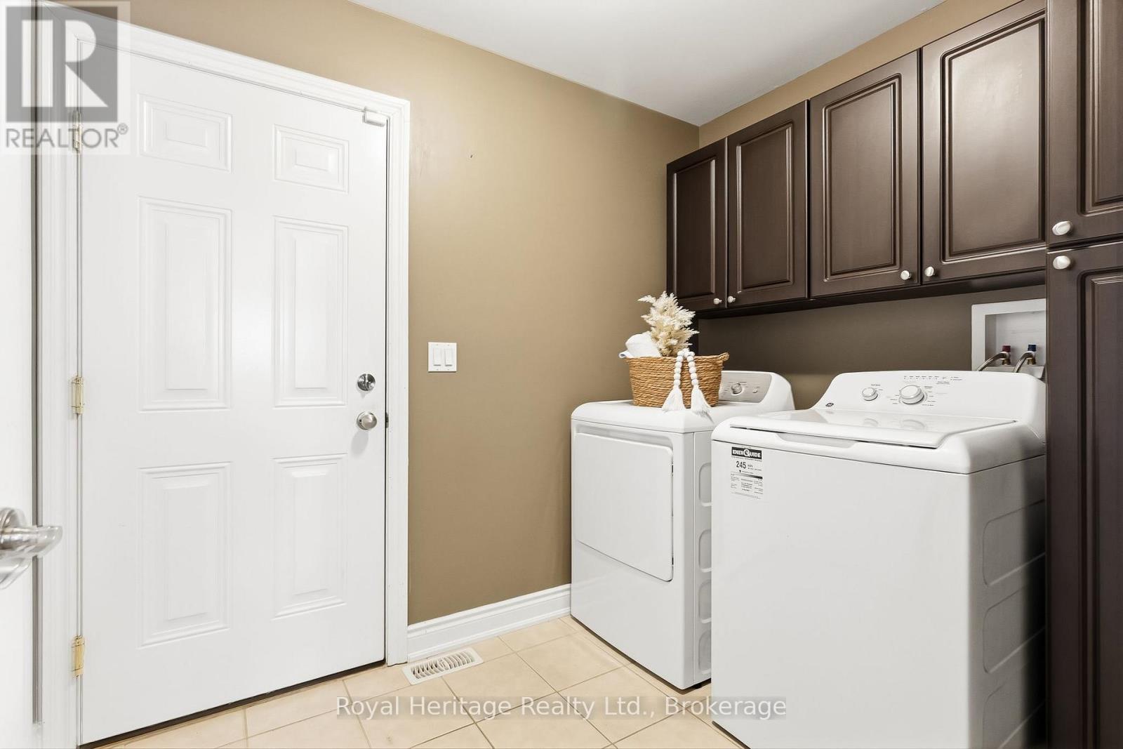2 CORTLAND WAY - 16