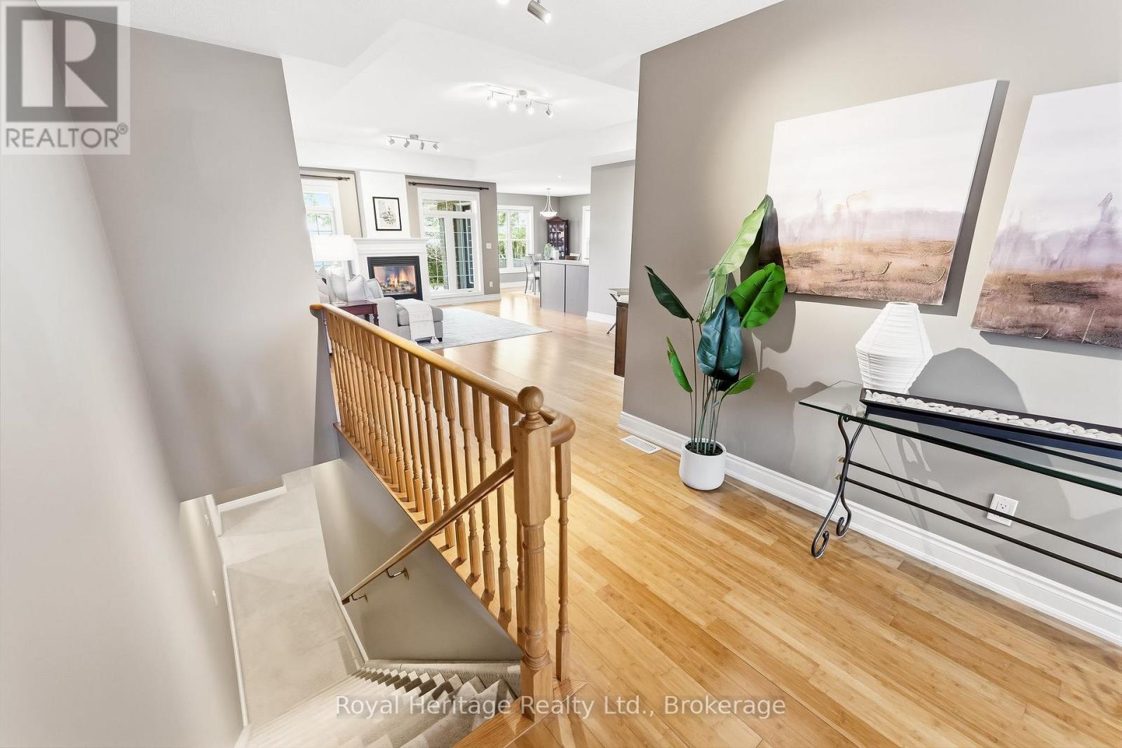 2 CORTLAND WAY - 25