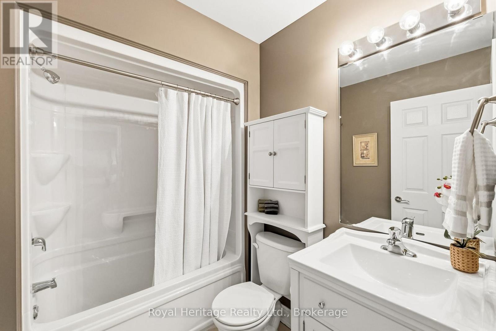 2 CORTLAND WAY - 24