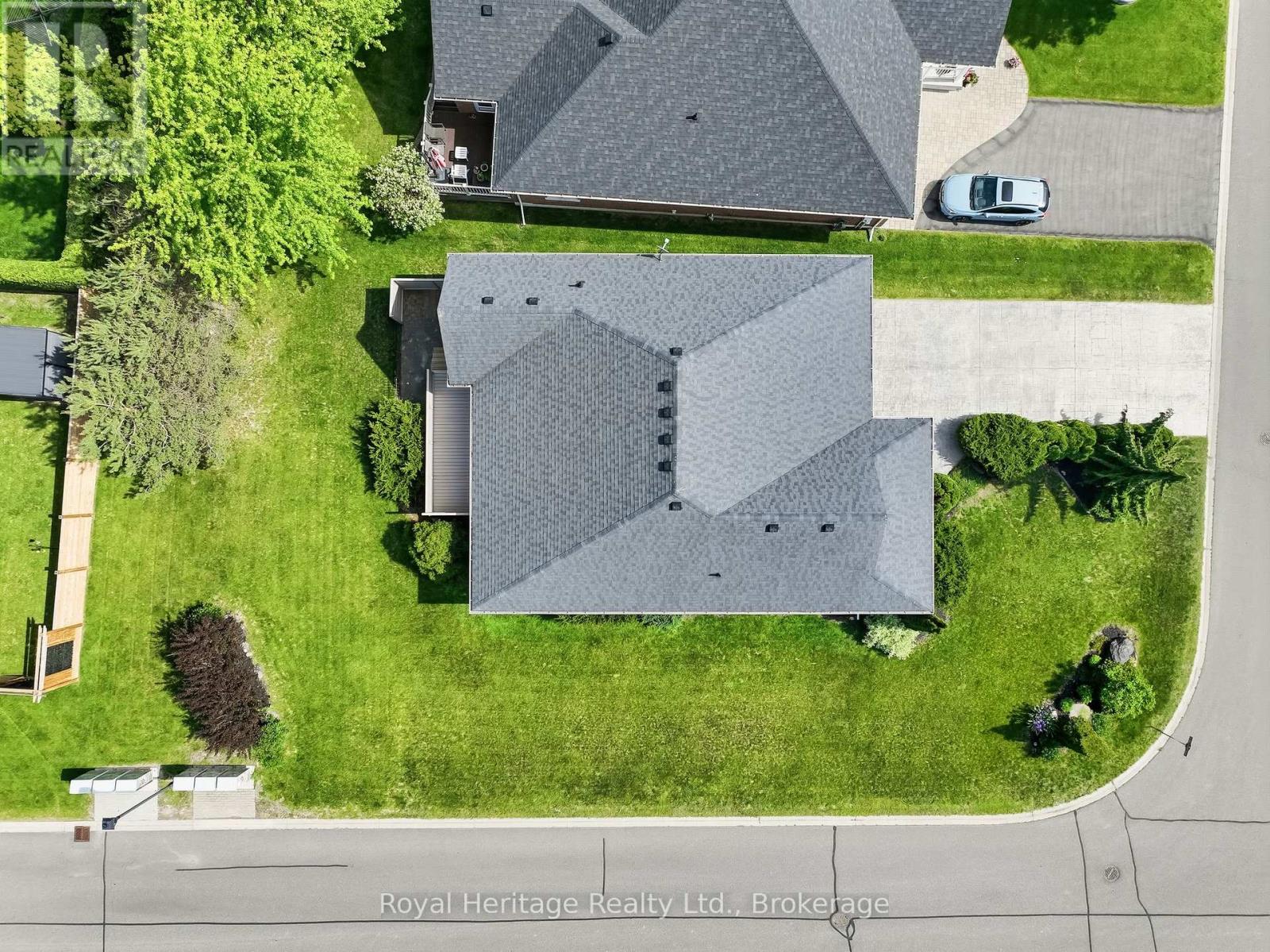 2 CORTLAND WAY - 43