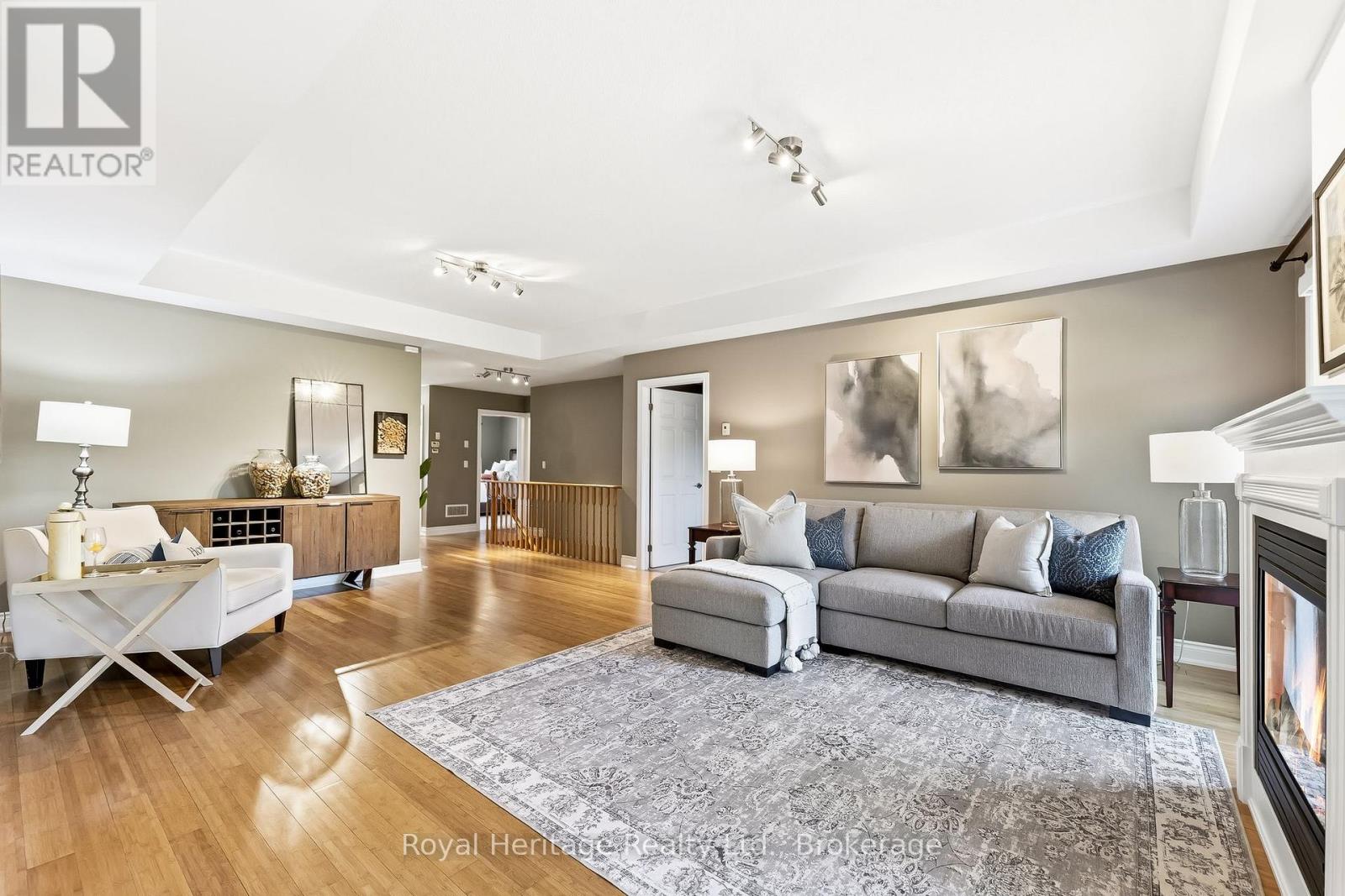 2 CORTLAND WAY - 9