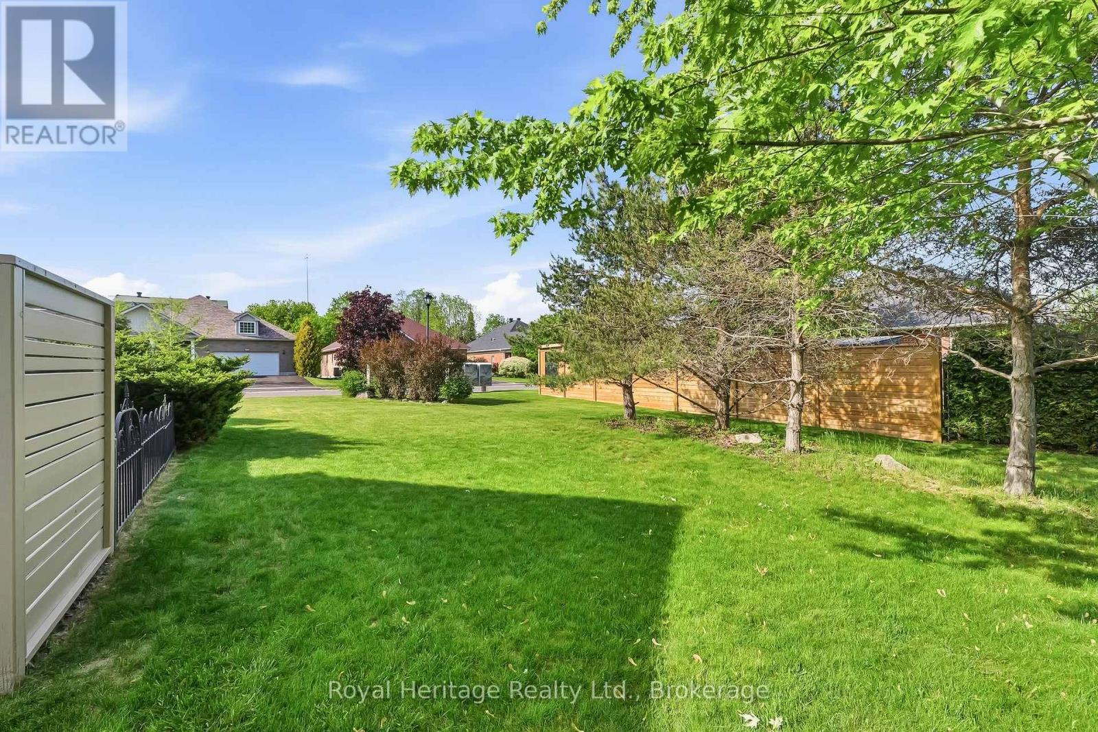 2 CORTLAND WAY - 41