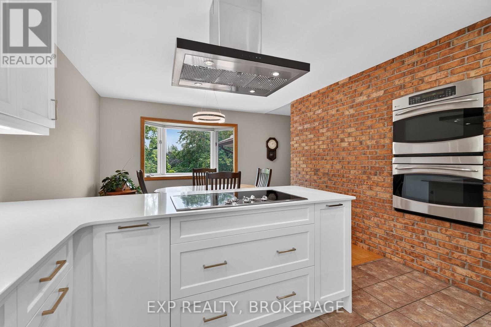 1926 CENTREVILLE ROAD - 21