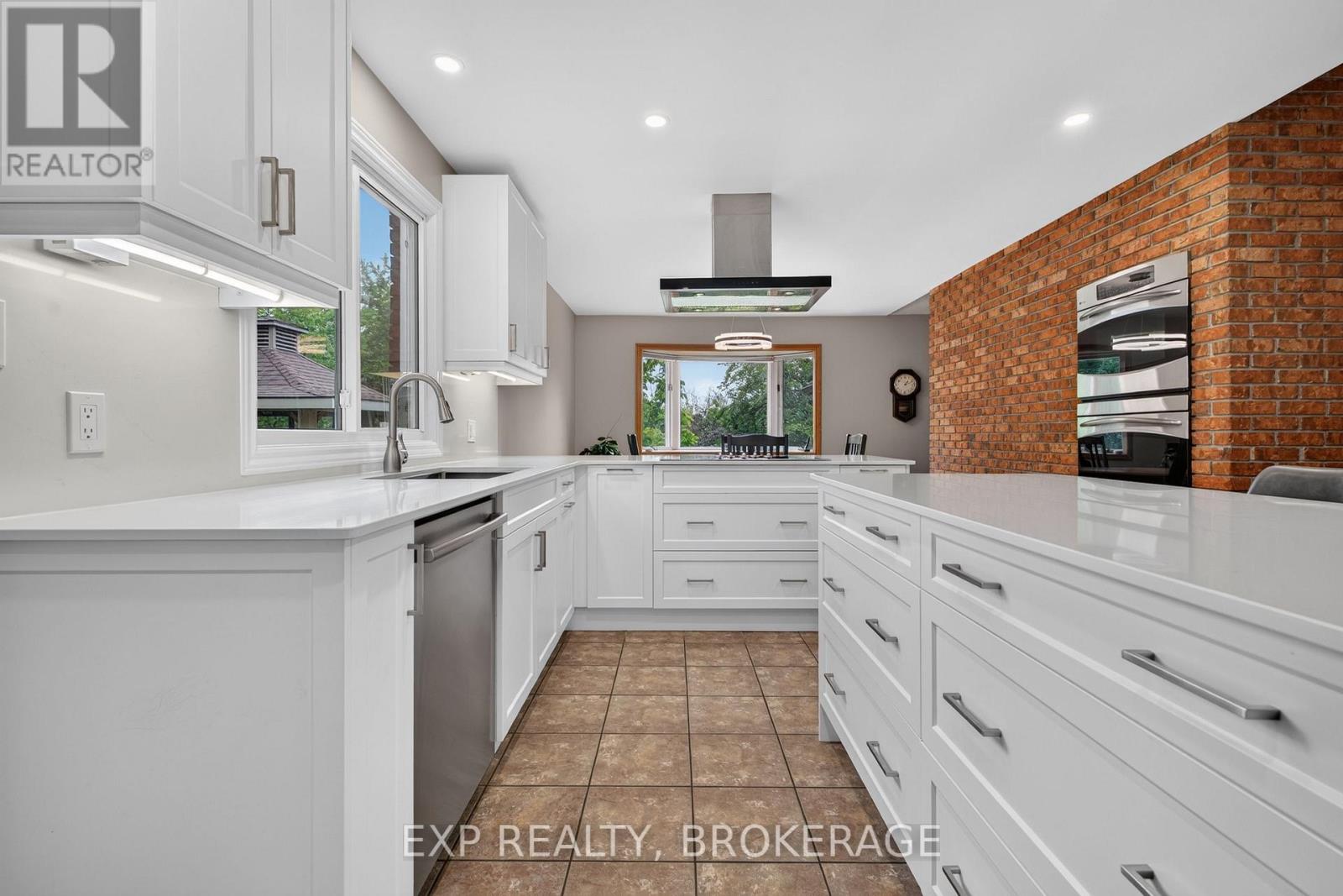 1926 CENTREVILLE ROAD - 18