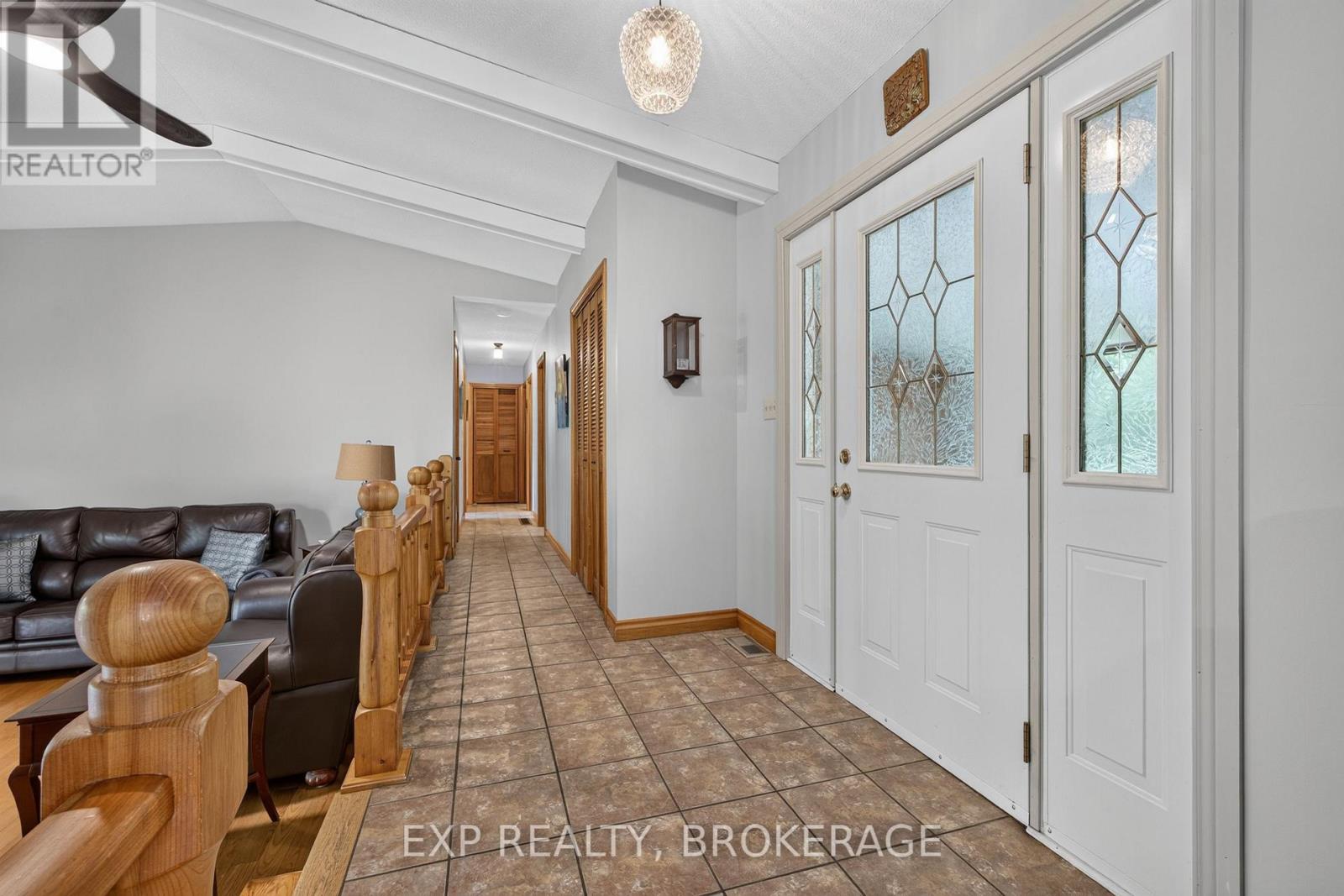 1926 CENTREVILLE ROAD - 13