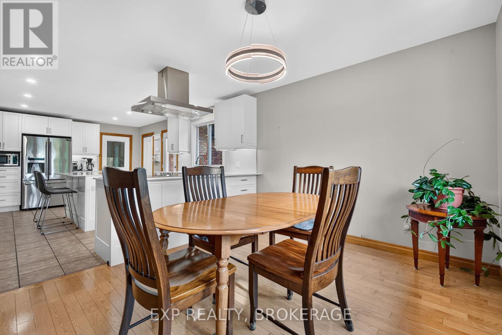 1926 CENTREVILLE ROAD - 22