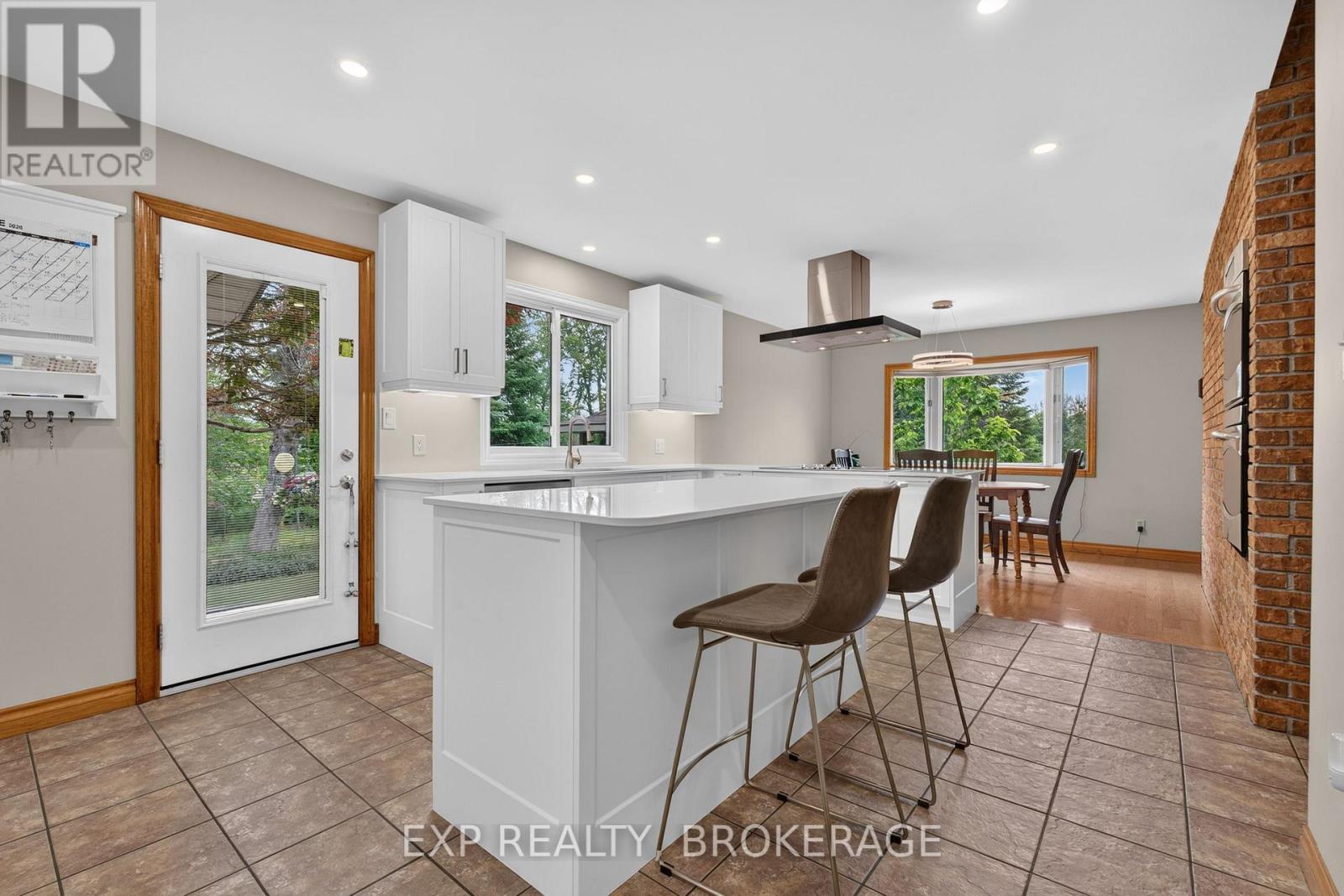 1926 CENTREVILLE ROAD - 17