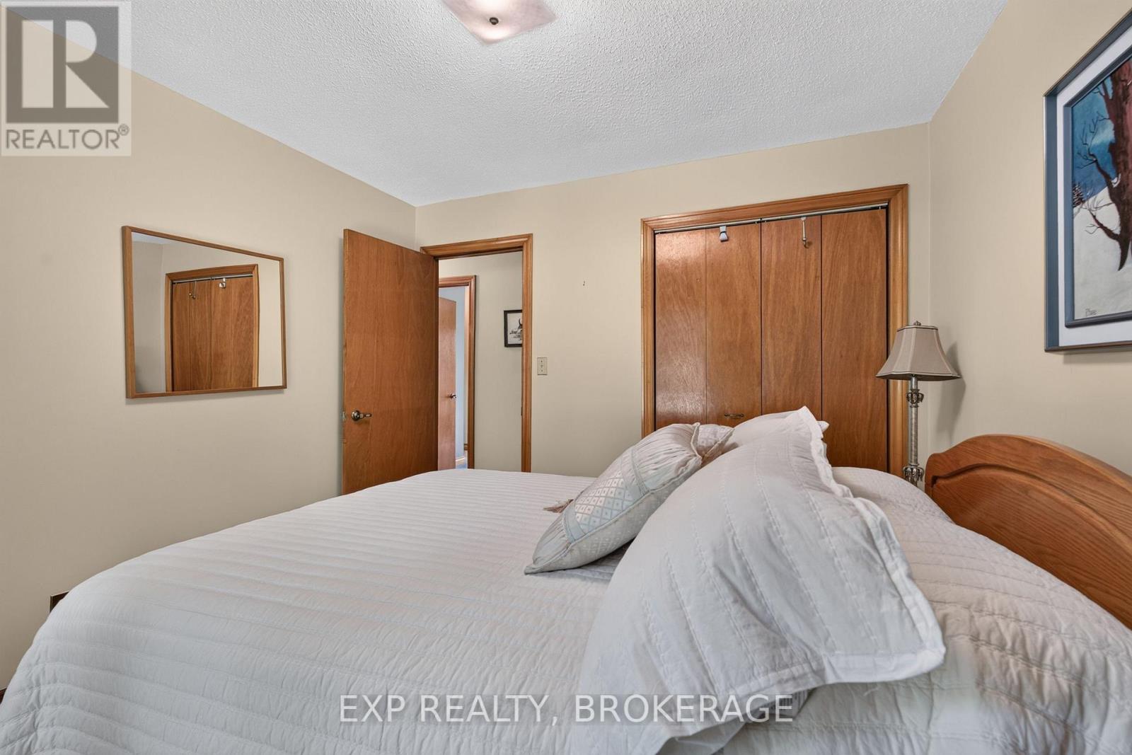 1926 CENTREVILLE ROAD - 34