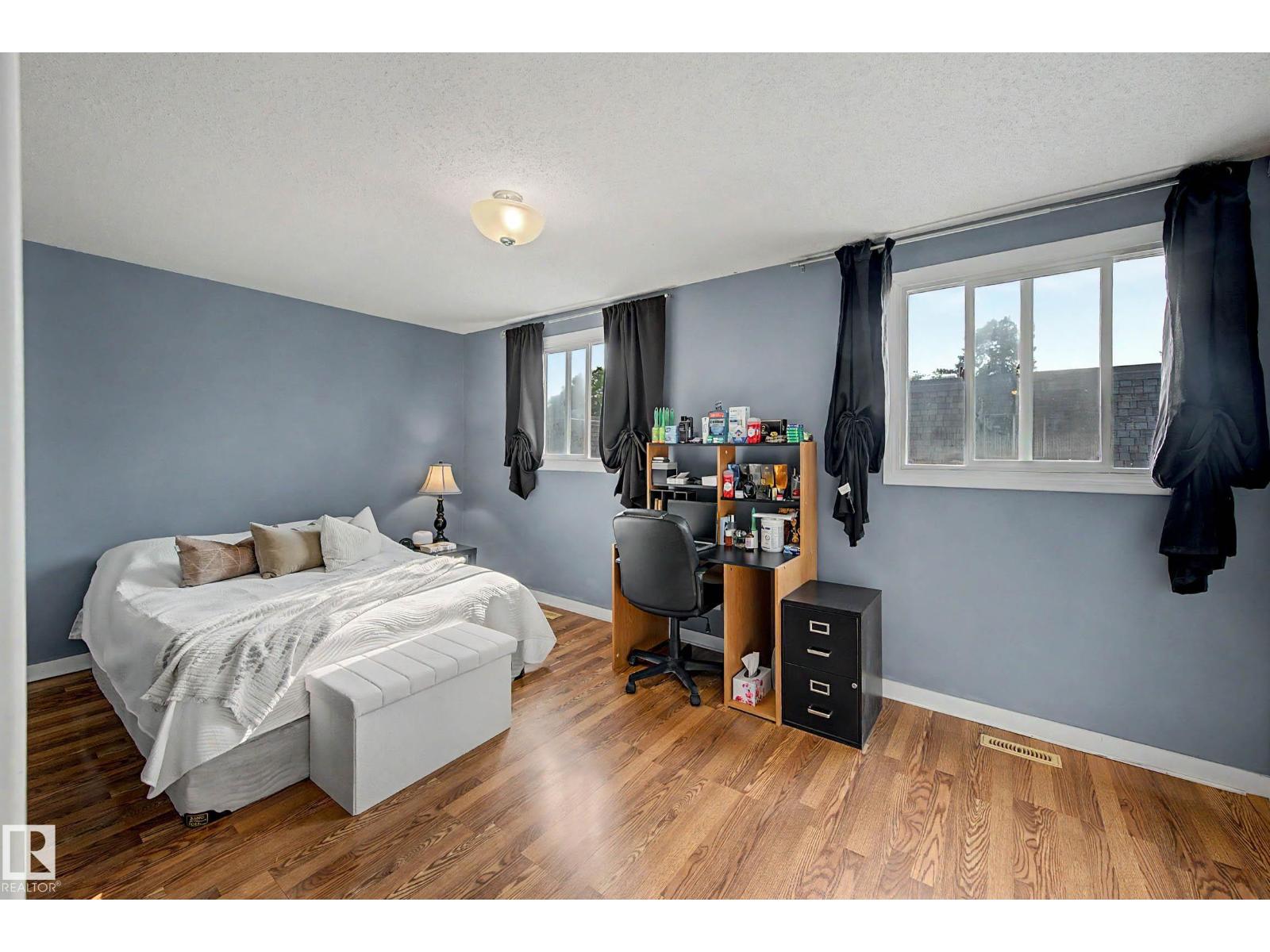 219 VILLAGE ON THE GREEN GR NW - 24