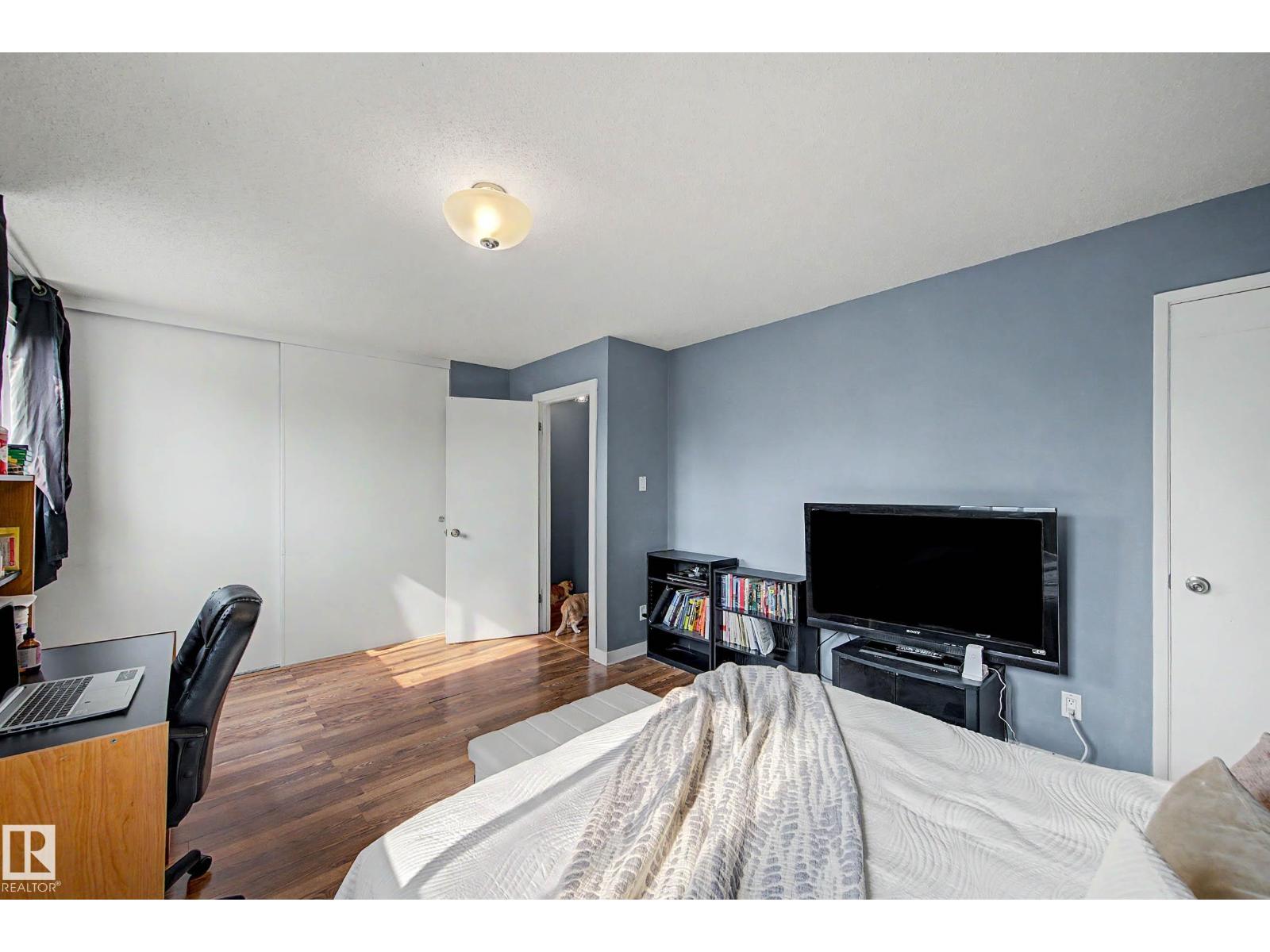 219 VILLAGE ON THE GREEN GR NW - 25