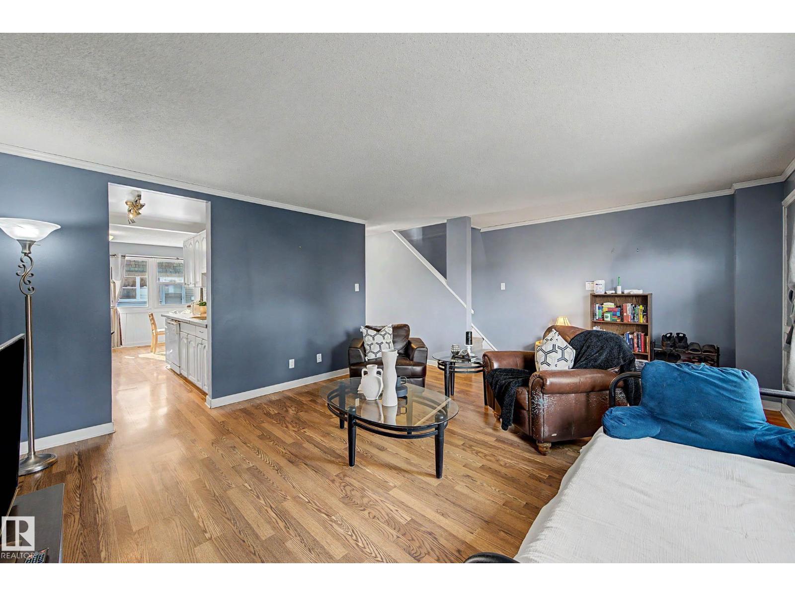 219 VILLAGE ON THE GREEN GR NW - 16