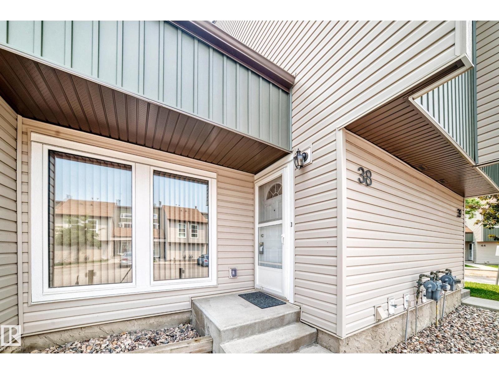 #38 2020 105 ST NW - photo 3