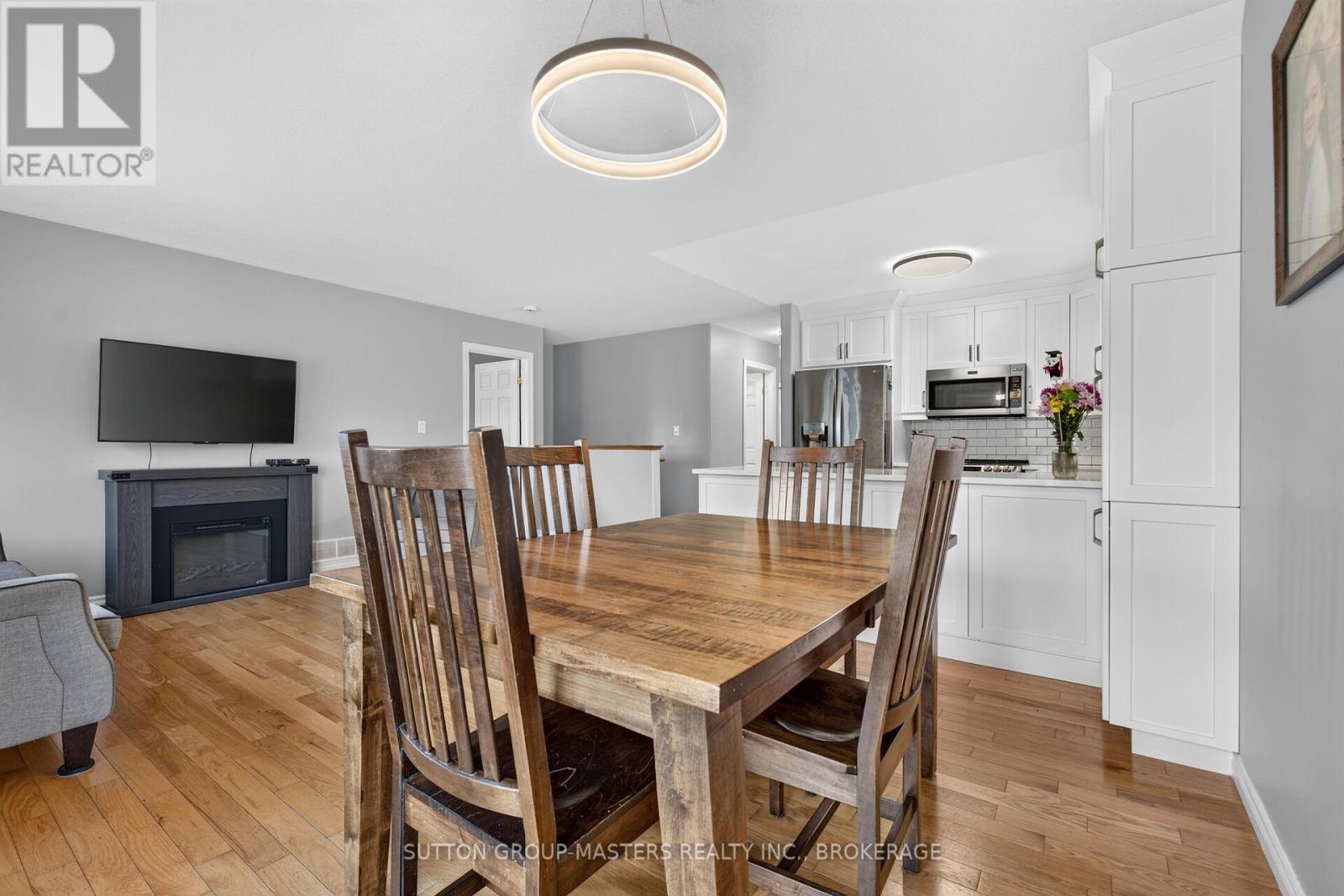 192 KILDARE AVENUE W - 12