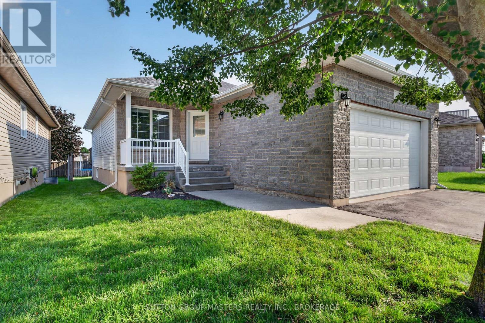 192 KILDARE AVENUE W - 2