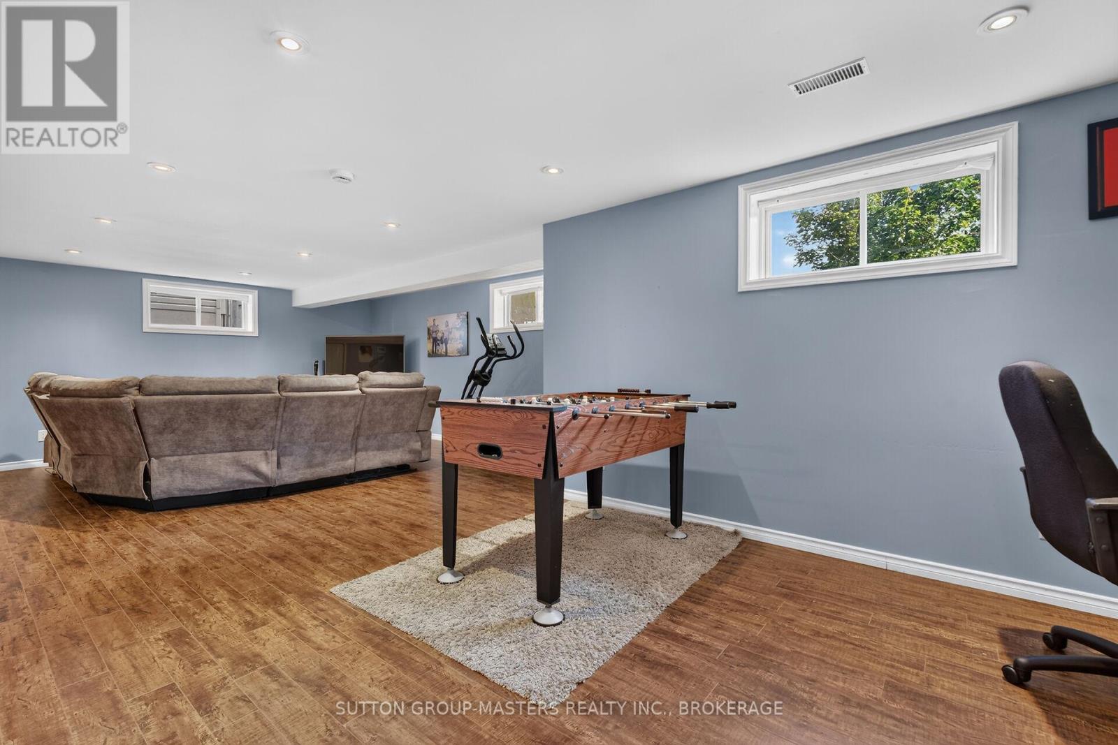 192 KILDARE AVENUE W - 26